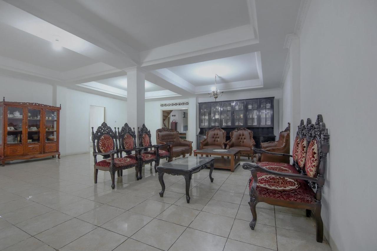 Oyo 3242 Penginapan Saa'Ada Syariah Pagaralam Exterior foto